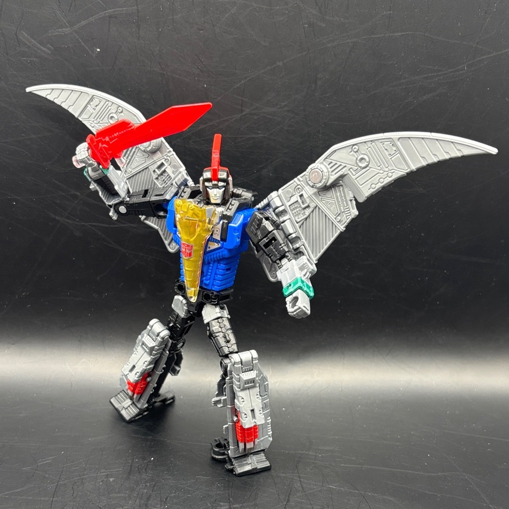 Transformers Power of the Primes Swoop - Dinobot Combiner Limb